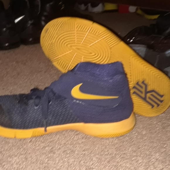 kyrie 2 - Picture 3 of 3